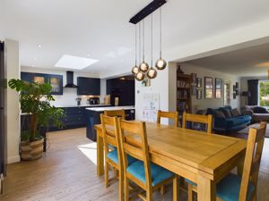 Dining- click for photo gallery